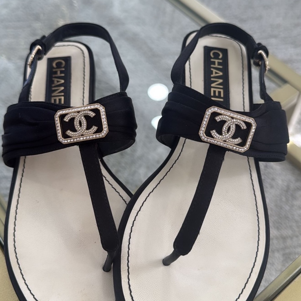 Chanel Black and White Sandals with Logo Detail